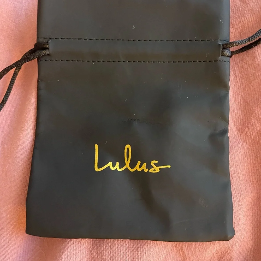 Set of 19 branded jewelry satchets/dust bags